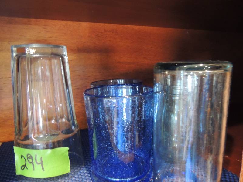 lot 294 image: Glasses x 4