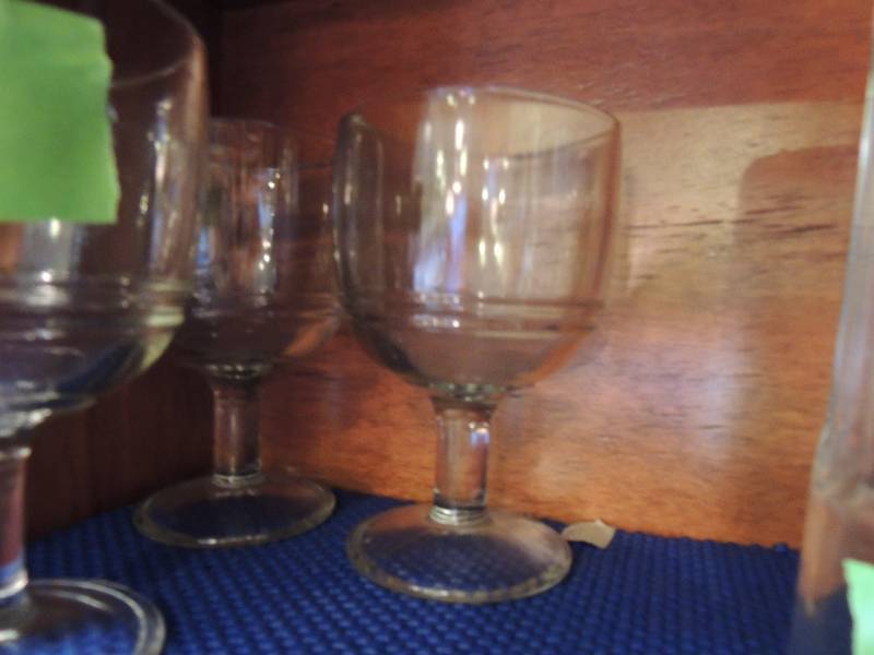 lot 295 image: 3 Ice Cream glasses