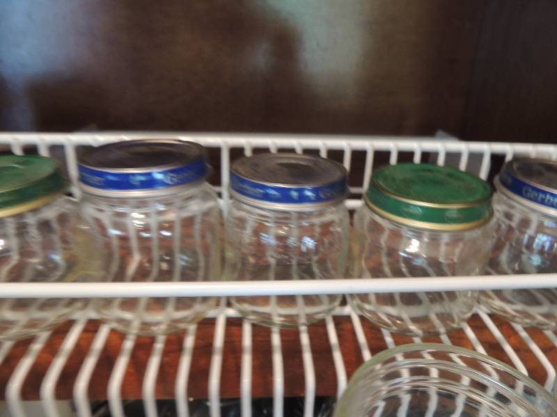 lot 302 image: 7 small mason jars, 2 candy dishes and 1 creamer