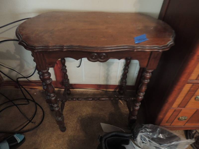 lot 452 image: Brown wooden bed table stand