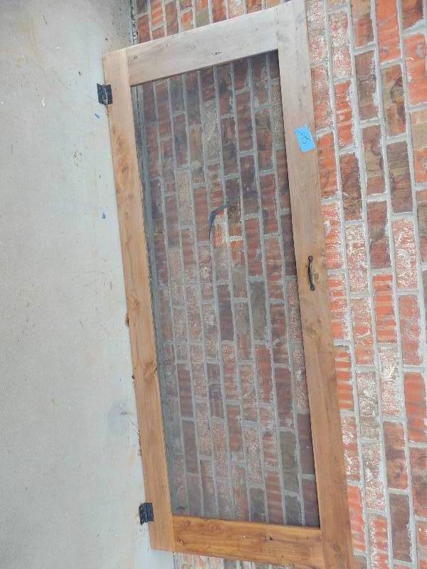 lot 515 image: Cedar Screen Door 80 X  32 and  TABLETOP  CHINESE CHECKER BOARD