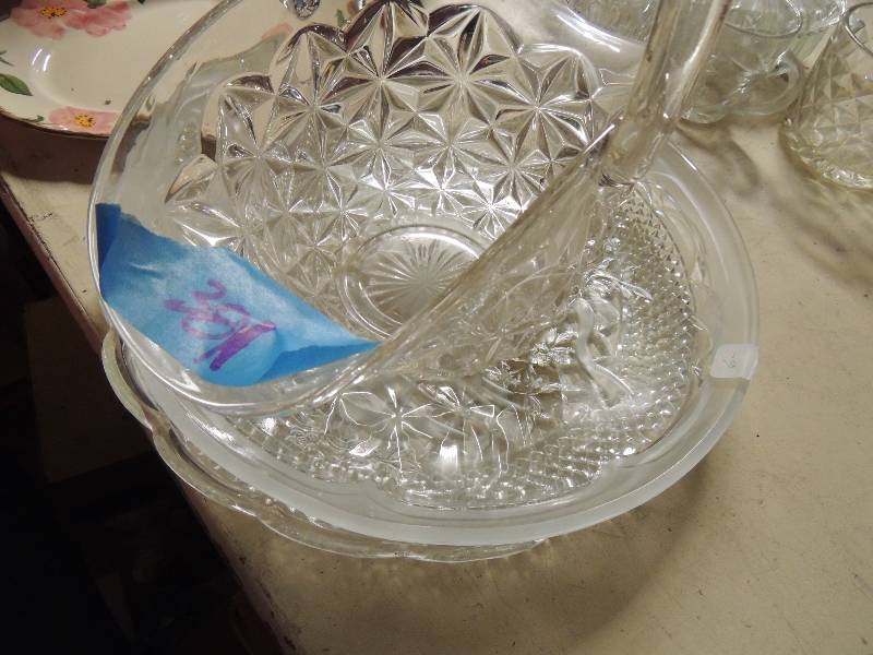 lot 381 image: International geese plate and large crystal serving platter