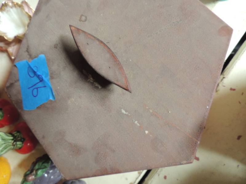 lot 396 image: wooden box with lid