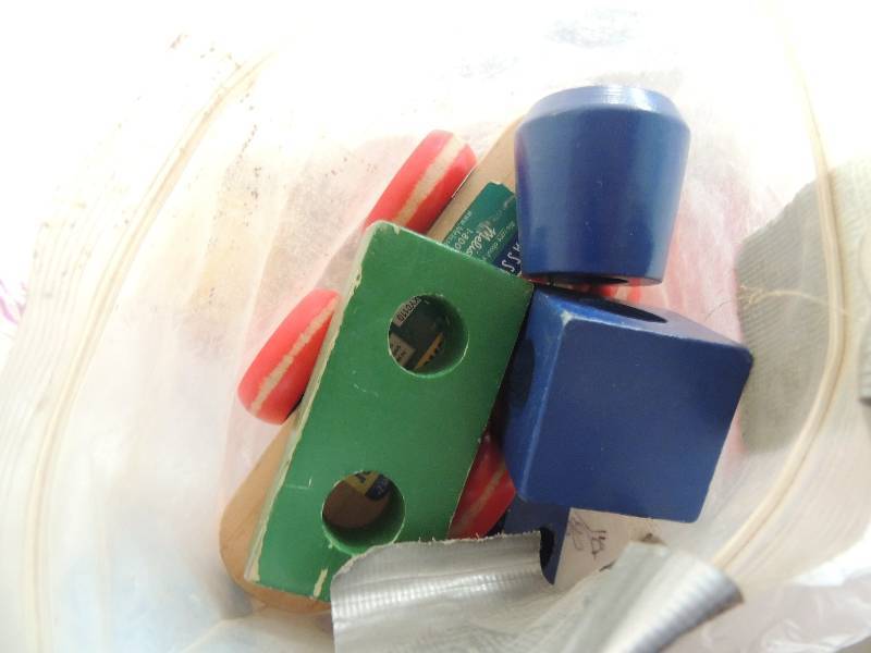 lot 414 image: Assortment of childrens blocks and legos