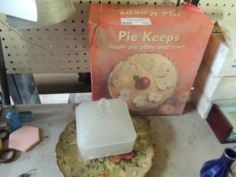 lot 107 image: Apple pie dish with cover NIB