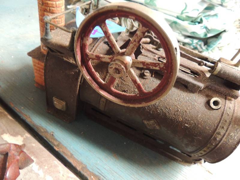 lot 429 image: Steam engine no markings