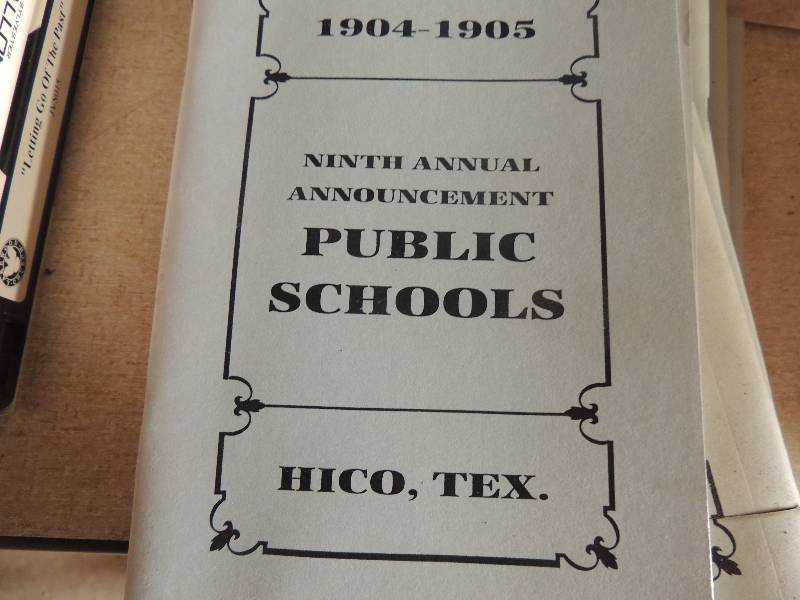 lot 126 image: 1904-1905  HICO public school reprinted,   HICO, TX   notecards x 12