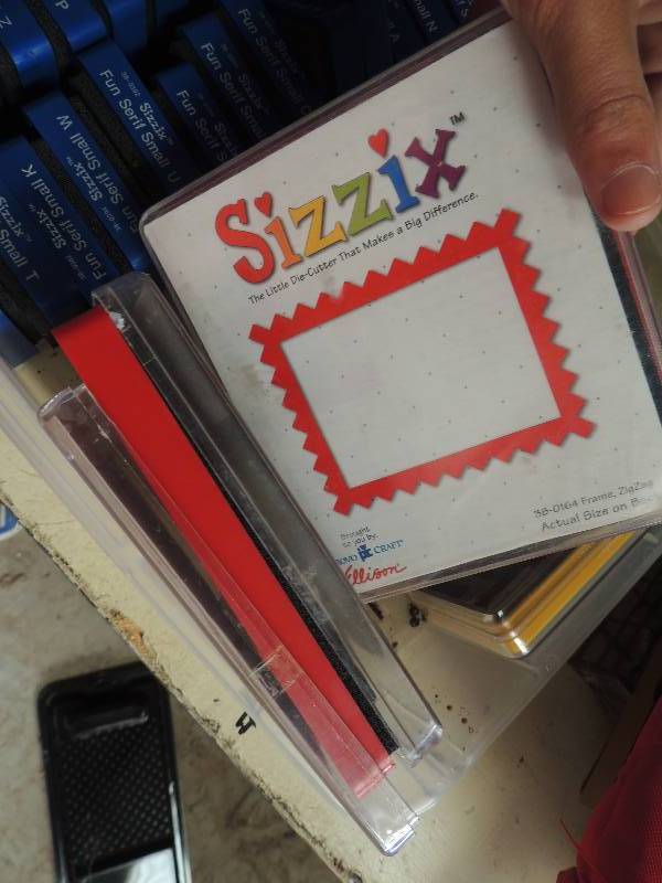 lot 135 image: SIZZIX  Dye Cutters - 5 large 1 medium and 26 small