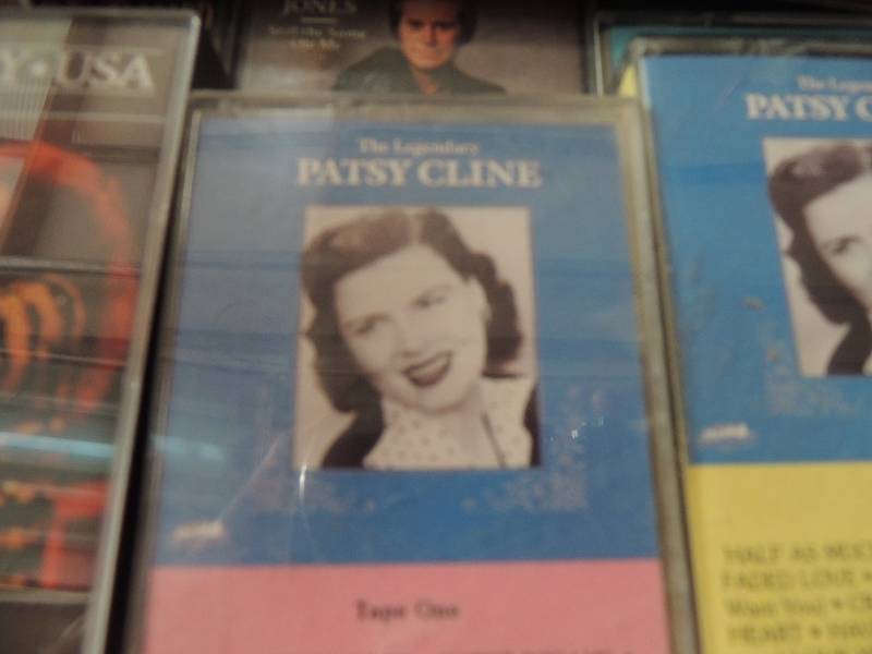 lot 149 image: Cassette Tapes-Country Music