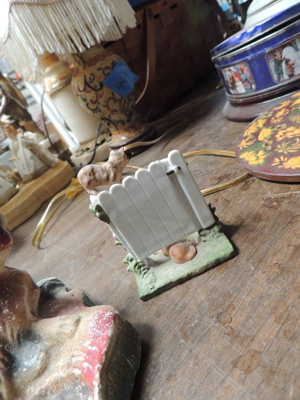 lot 462 image: OIL  derreck note tree,  porcelane dog and cats on  face panel