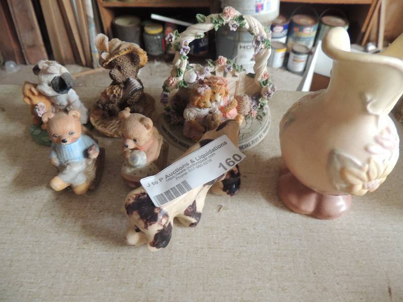 lot 160 image: Bear, and dog figurines