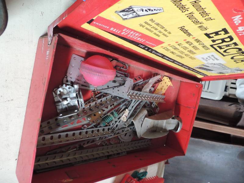 lot 474 image: Build yourself erector set