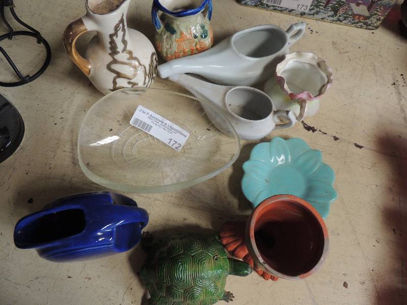 lot 172 image: 4 SMALL PITCHERS, TURTLE,  SMALL VASE