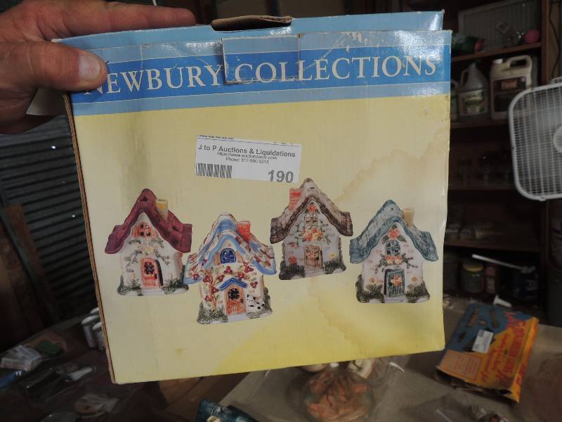 lot 190 image: New Berry House collection