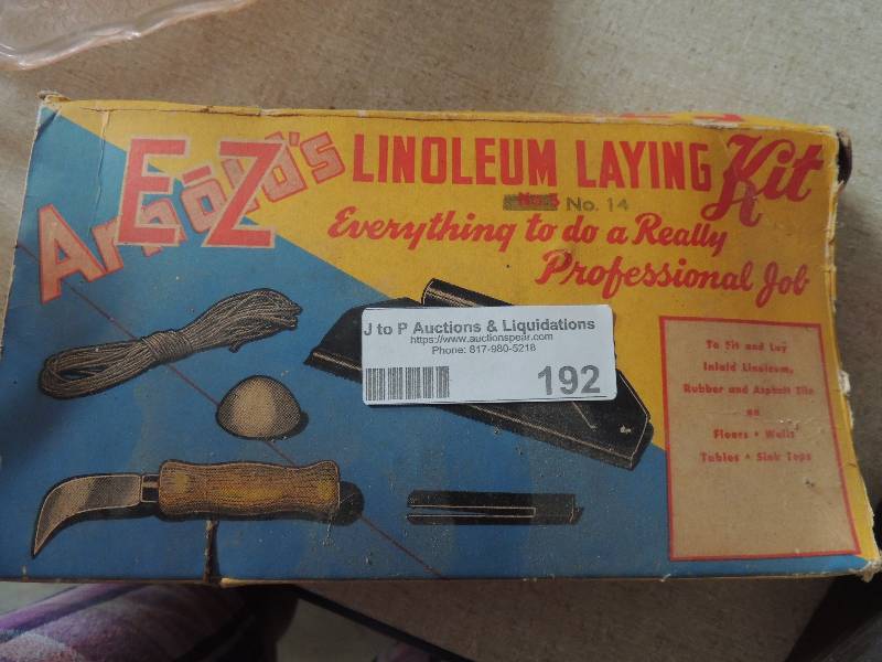 lot 192 image: Linoleum laying kit in a box (NEW)