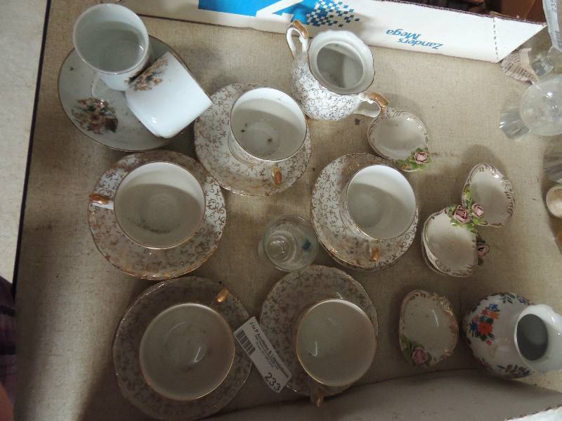 lot 233 image: Mini tea set (no pot) cups and saucers Norok  6 tea bag holders Sheresden