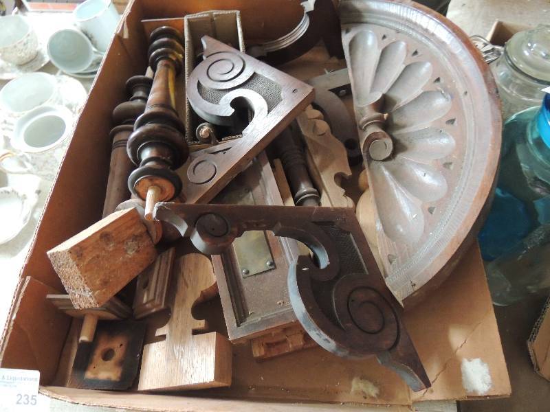 lot 235 image: Assorted lot of wood furniture spindles