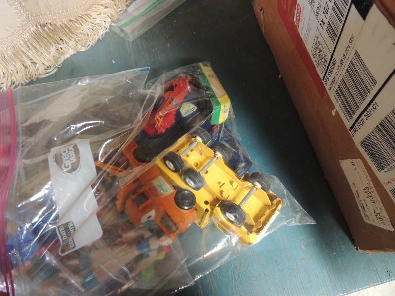 lot 569 image: Toys from frozen, Alladin,beauty and the beast and more