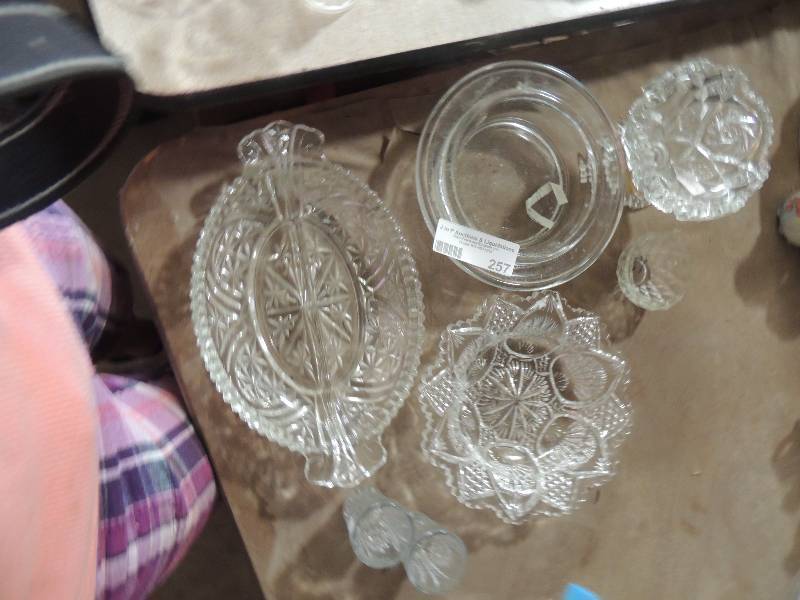 lot 257 image: Shot glasses, bowls and more