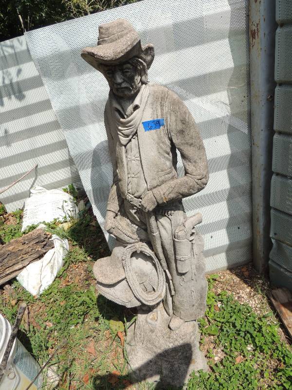 lot 639 image: CONCRETE STATUTE COWBOY BILL  APPROX, 4 FT TALL