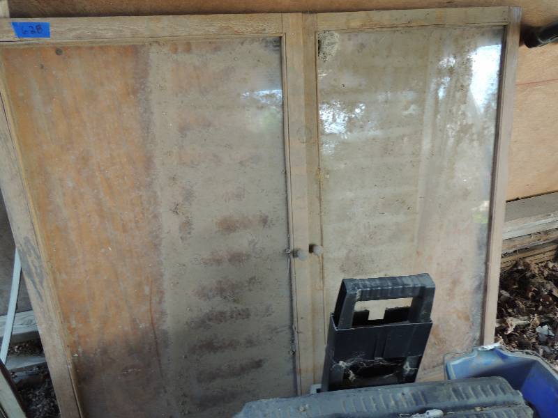 lot 628 image: GLASS COVERED MEMO BOARD -Double Door - APPROX 4 FT X 4 FT