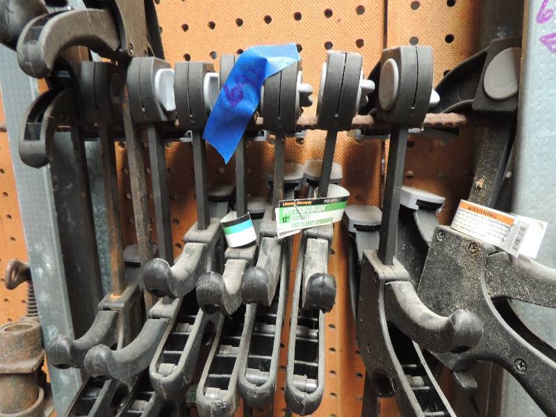 lot 691 image: Ratchet bar clamps 12  16  x 8