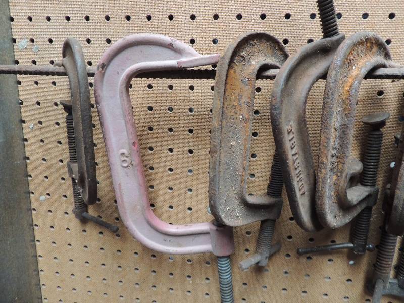 lot 692 image: 7 C clamps 6 and 4