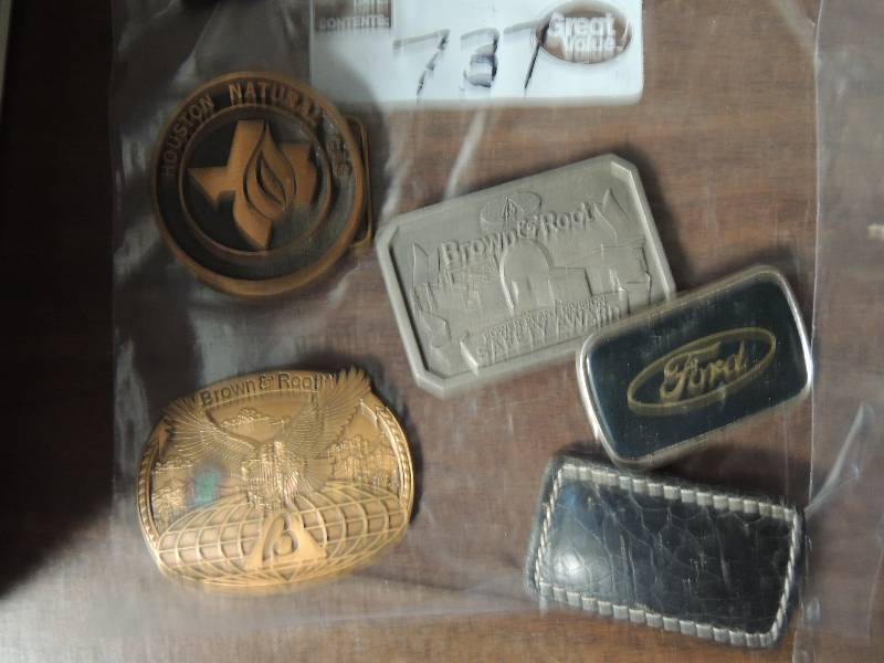 lot 737 image: Belt Buckels x 7 Ford, Houston gas, Nickel,T