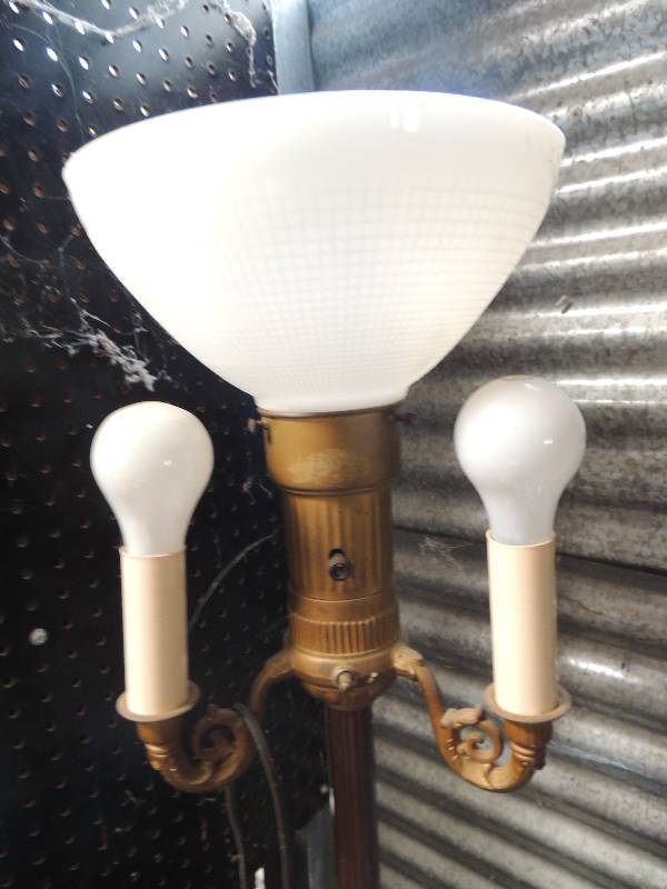 lot 741 image: Antique floor lamp Brass bass 4 lights glass globe