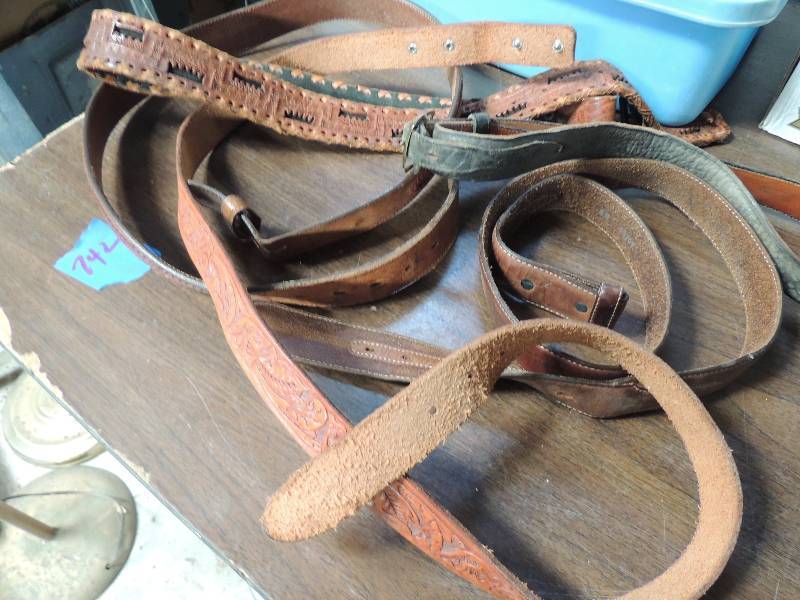 lot 742 image: 4 Leather belts