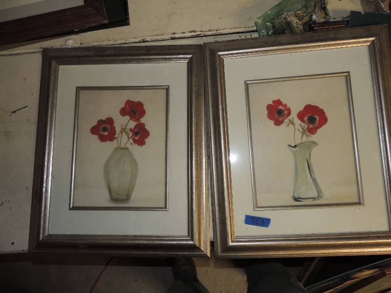 lot 753 image: 20x24 Poppy Pictures x 2