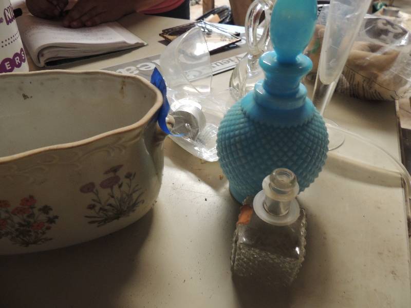 lot 786 image: Candle Vieux Carre Sign wall hanger Taco gog  Blue bubble parfume bottle