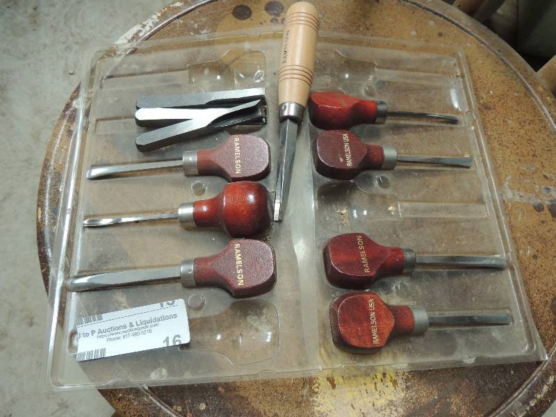 lot 16 image: RAMELSON WOOD CARVING TOOLS
