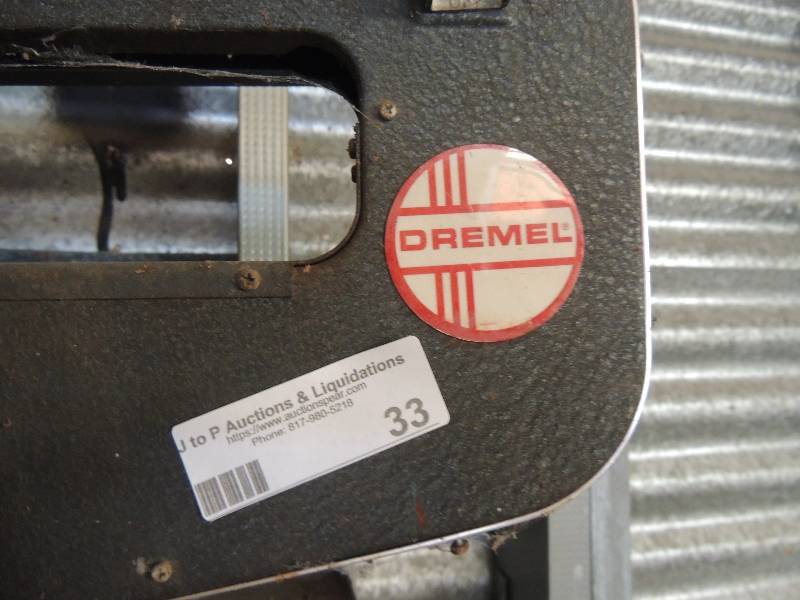 lot 33 image: Dermal scroll saw