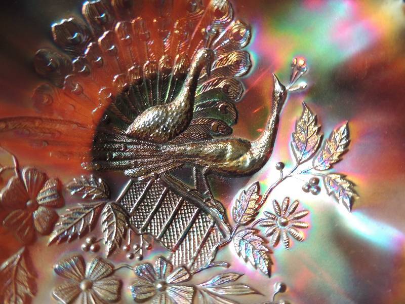 lot 372 image: CARNIVAL GLASS BOWLS -Purple blend colors x 5 wall hangers