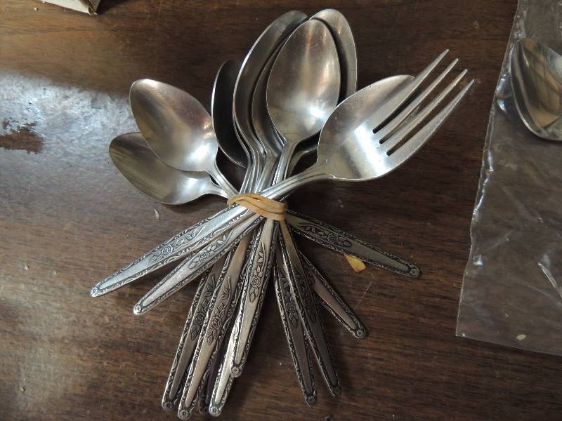 lot 527 image: Silverware- Qty. 12 Korean Interpur
