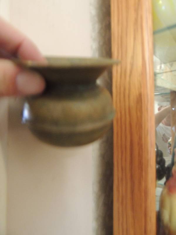 lot 75 image: 2 SMALL spittoons