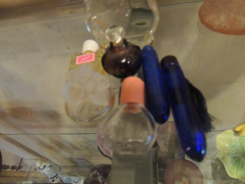 lot 119 image: Zigone Corday perfume bottle plus 6 more bottles