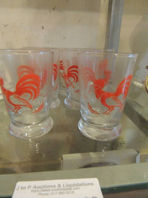lot 128 image: 7 red rooster wake up juice cups