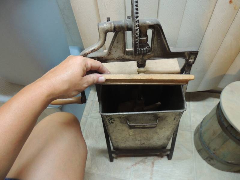 lot 154 image: Butter churn metal 22x9x9