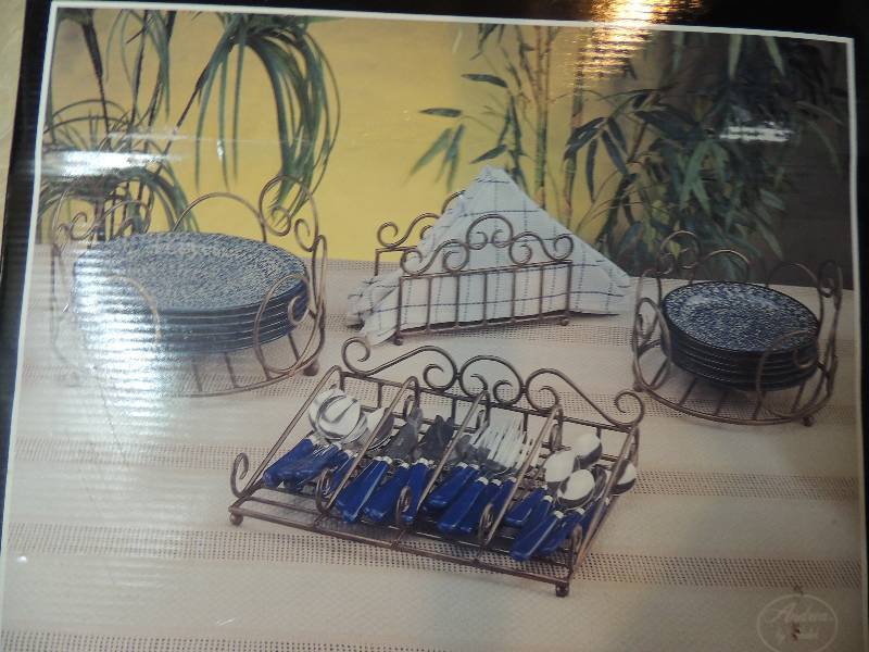 lot 209 image: 4 piece buffet set by Andra