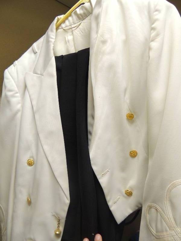 lot 275 image: MILITARY DRESS SUIT  BY Sugarmans San Antonio t