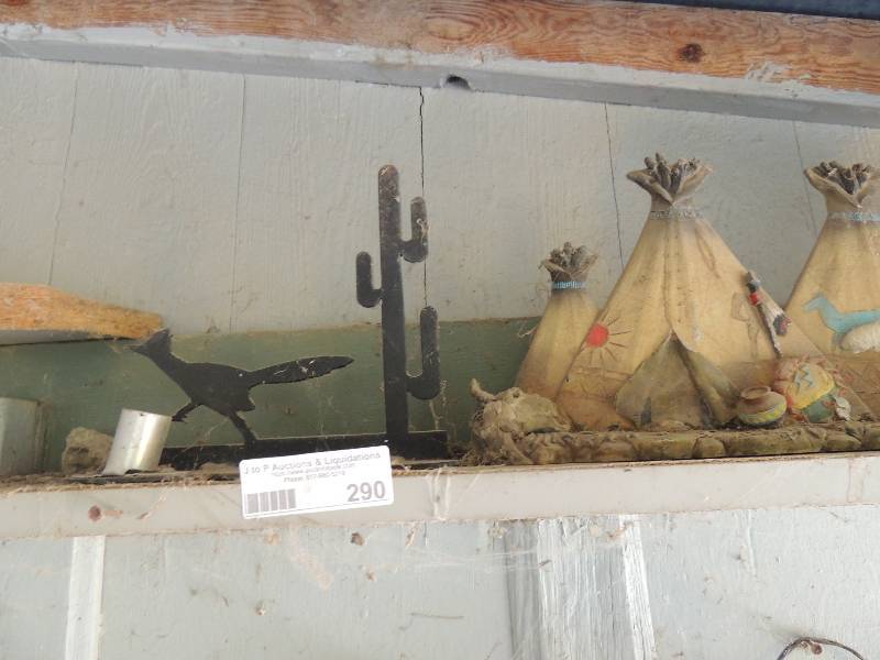 lot 290 image: Roadrunner, Cactus,  3 TEEPEE,  fish