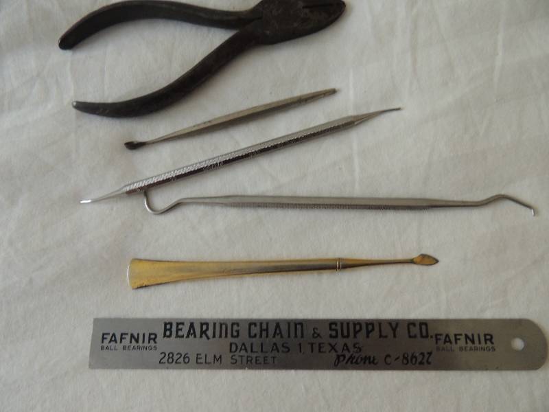 lot 368 image: Lot-Jeweler tools