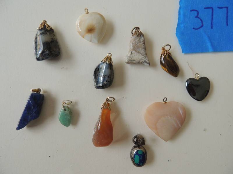 lot 377 image: Charms 11 pieces gems and rocks