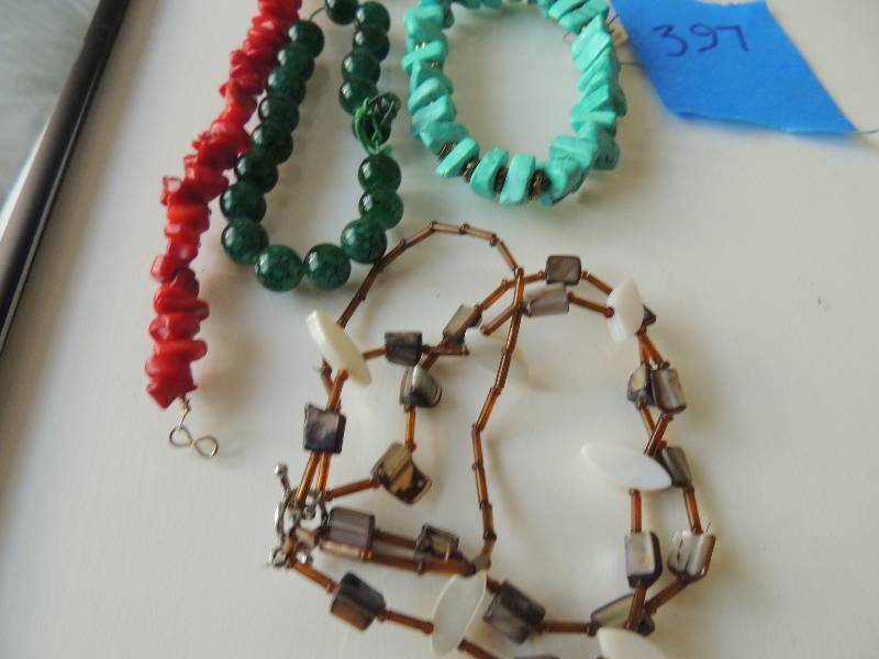 lot 397 image: bracelets 6 pieces stone