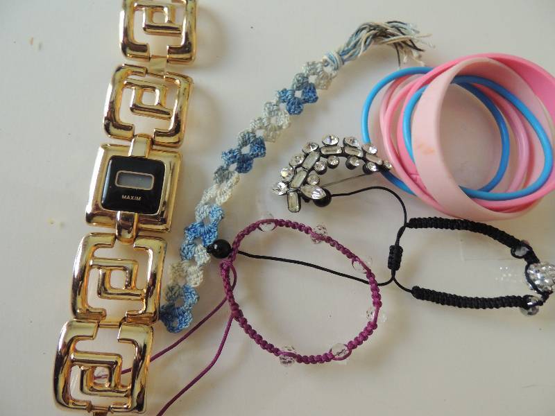 lot 399 image: watch rhinestone pin and bracelets