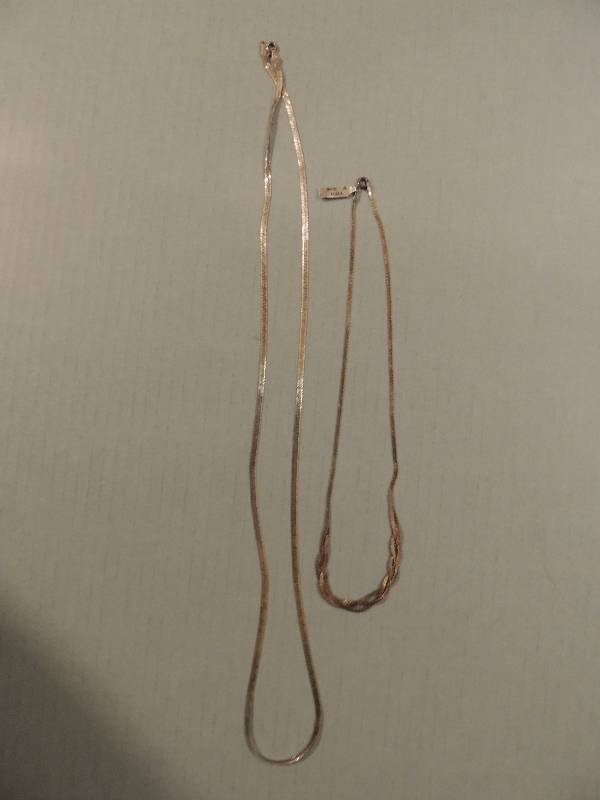 lot 430 image: STERLING SILVER CHAINS - 28 ITALY  18 KOREA - BOTH MARKED .925