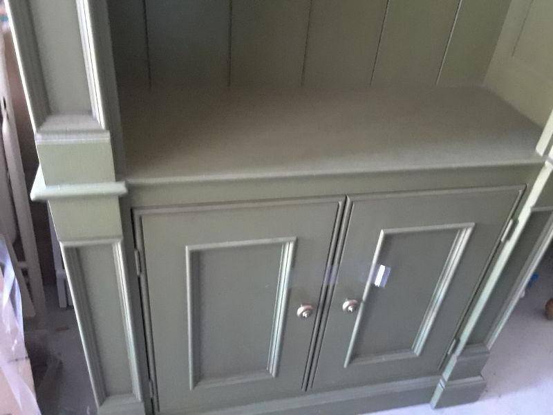 lot 1 image: SOLID WOOD BOOKCASE