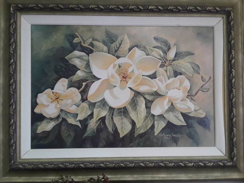 lot 5 image: MAGNOLIA FLOWER PAINTING